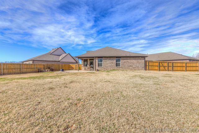 7245 E 154th Street S, Bixby, OK 74008