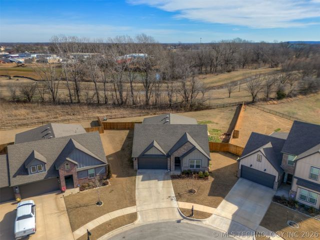 7245 E 154th Street S, Bixby, OK 74008