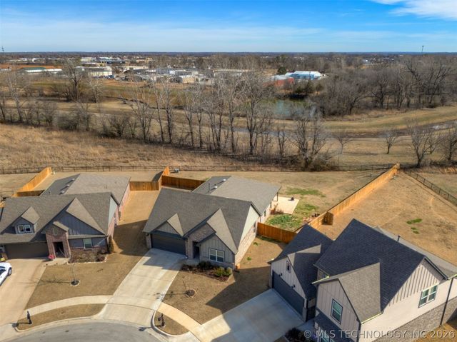 7245 E 154th Street S, Bixby, OK 74008