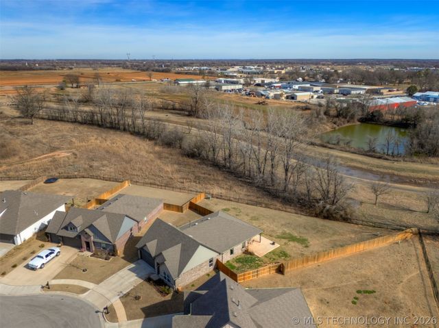 7245 E 154th Street S, Bixby, OK 74008