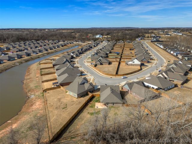 7245 E 154th Street S, Bixby, OK 74008