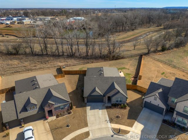 7245 E 154th Street S, Bixby, OK 74008