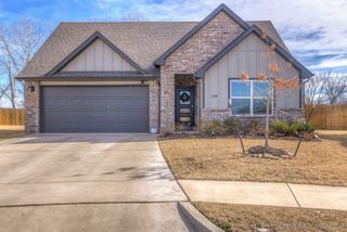 7245 E 154th Street S, Bixby, OK 74008