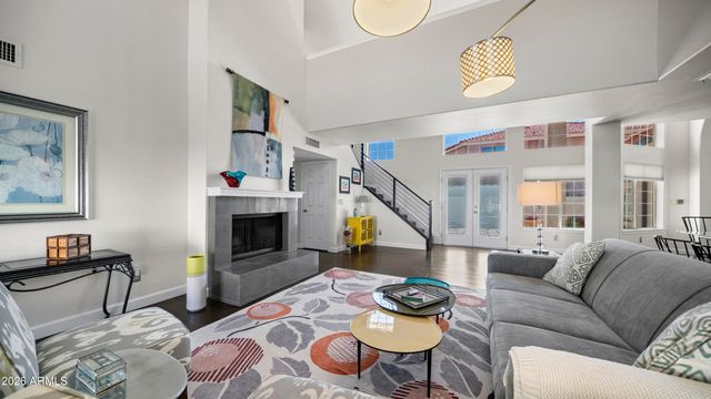 8621 S MAPLE Avenue, Tempe, AZ 85284