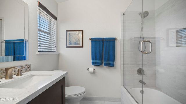8621 S MAPLE Avenue, Tempe, AZ 85284