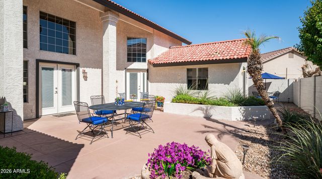 8621 S MAPLE Avenue, Tempe, AZ 85284