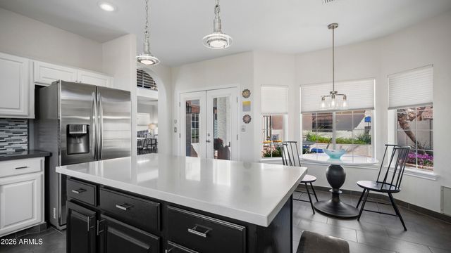 8621 S MAPLE Avenue, Tempe, AZ 85284