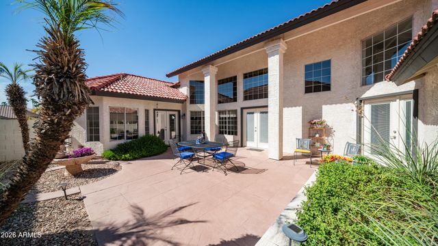 8621 S MAPLE Avenue, Tempe, AZ 85284
