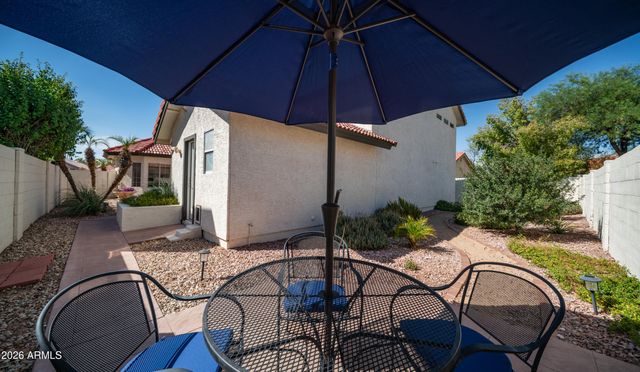 8621 S MAPLE Avenue, Tempe, AZ 85284
