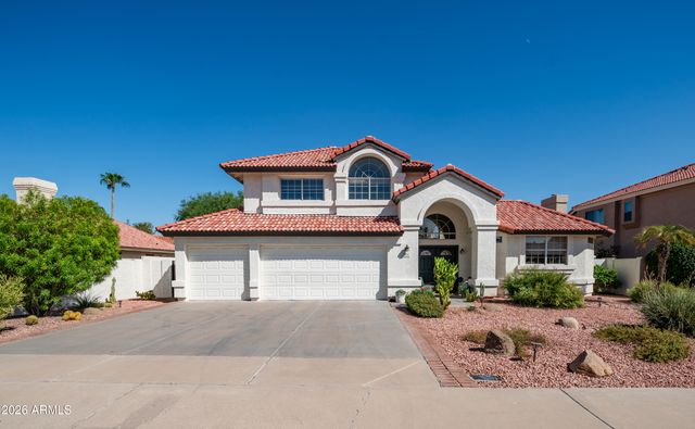 8621 S MAPLE Avenue, Tempe, AZ 85284