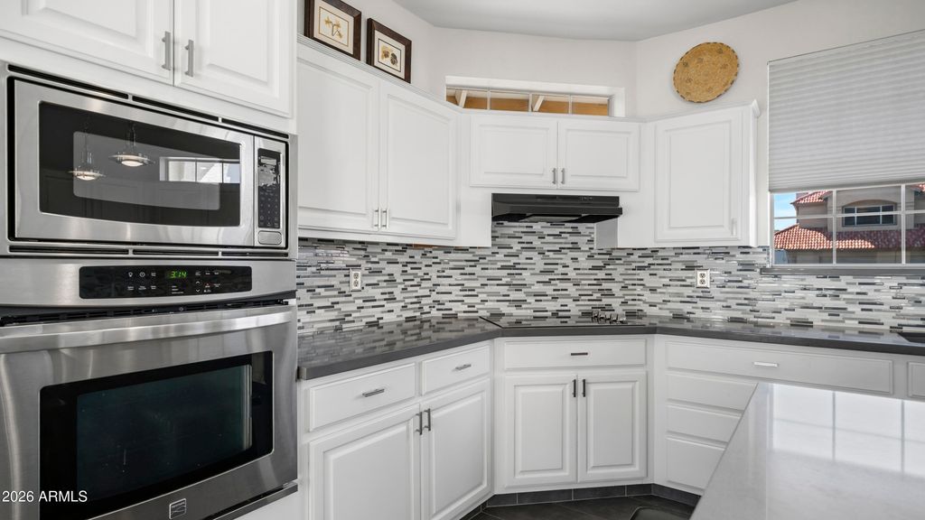 8621 S MAPLE Avenue, Tempe, AZ 85284 — photo 5