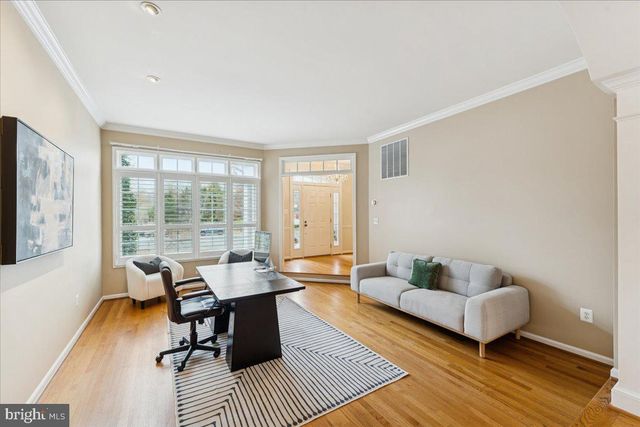 301 MARJORIE LN, Herndon, VA 20170