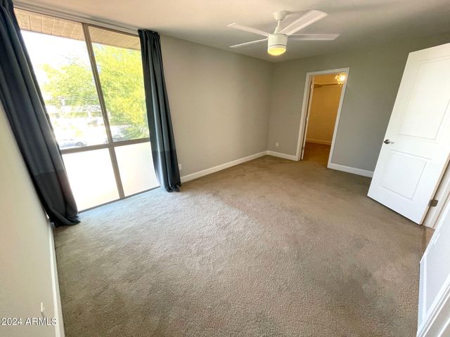 1241 E MEDLOCK Drive 210, Phoenix, AZ 85014