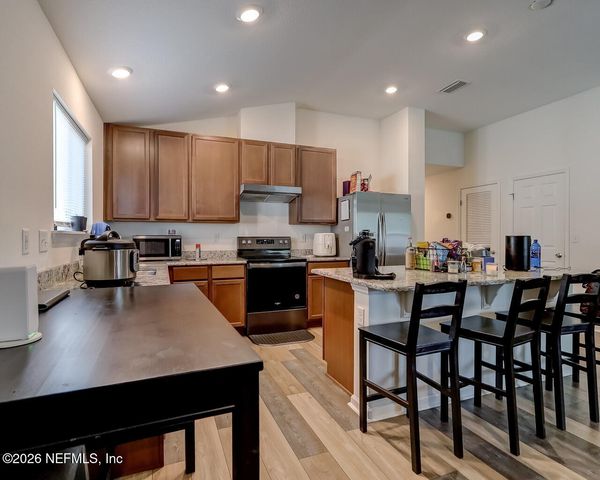 6387 BARRINGTON COVE Lane, Jacksonville, FL 32218