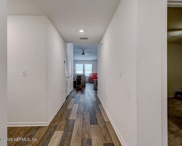 6387 BARRINGTON COVE Lane, Jacksonville, FL 32218