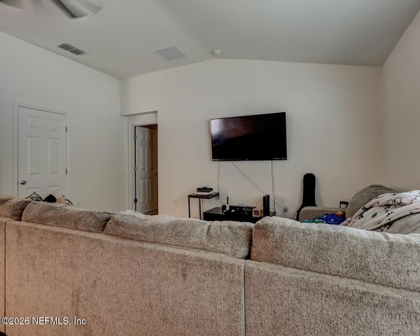 6387 BARRINGTON COVE Lane, Jacksonville, FL 32218