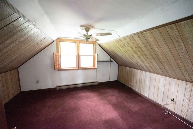 84 Hemlock Dr, Fitchburg, MA 01420