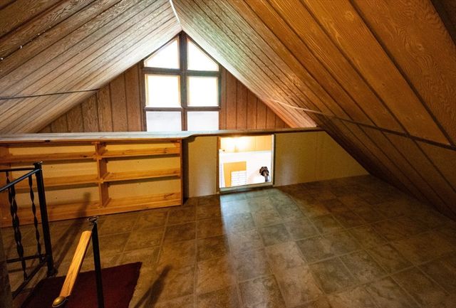 84 Hemlock Dr, Fitchburg, MA 01420