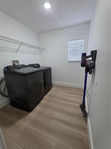 10030 STRATFORD POINTE AVENUE, Orlando, FL 32832