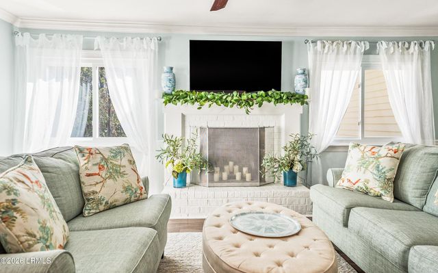 89 James F Byrnes Street, Beaufort, SC 29907