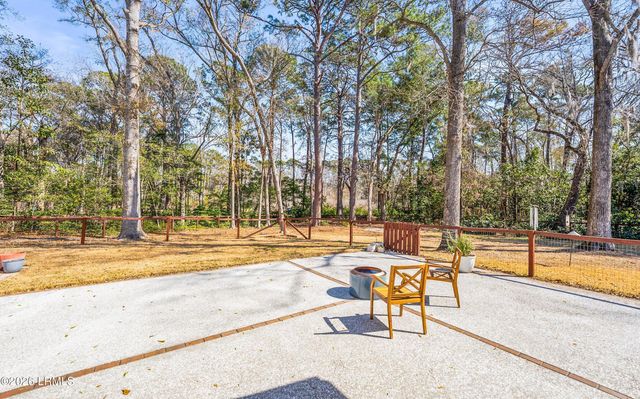 89 James F Byrnes Street, Beaufort, SC 29907