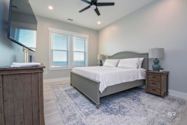 11102 Mobile Street, Gulf Shores, AL 36542