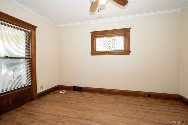 734 Willow Avenue, Niagara Falls, NY 14305