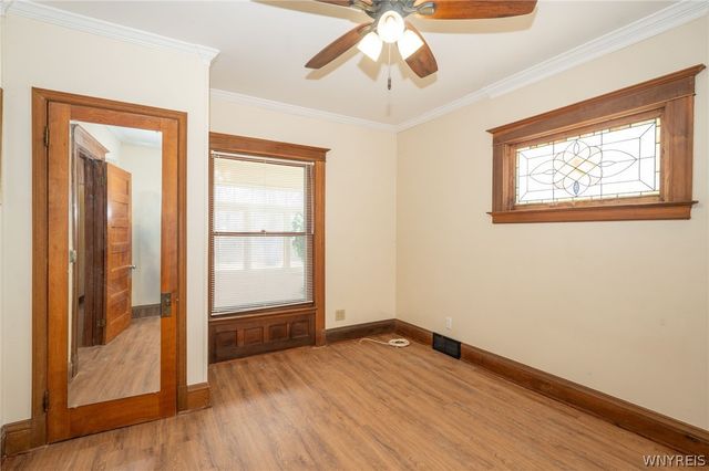 734 Willow Avenue, Niagara Falls, NY 14305