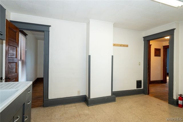 734 Willow Avenue, Niagara Falls, NY 14305