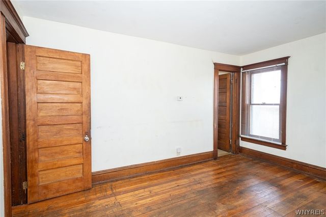 734 Willow Avenue, Niagara Falls, NY 14305