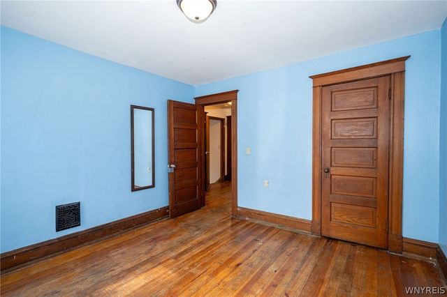 734 Willow Avenue, Niagara Falls, NY 14305