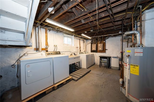 734 Willow Avenue, Niagara Falls, NY 14305