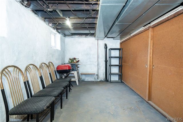 734 Willow Avenue, Niagara Falls, NY 14305