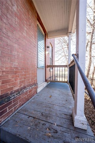 734 Willow Avenue, Niagara Falls, NY 14305