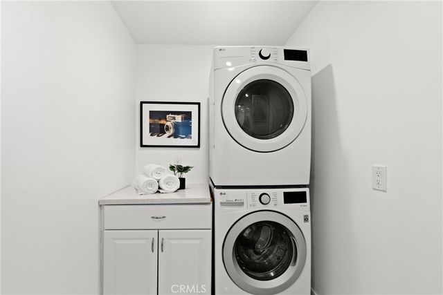 5114 Cedros Avenue, Sherman Oaks, CA 91403