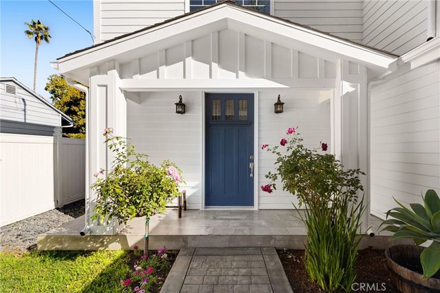 5114 Cedros Avenue, Sherman Oaks, CA 91403