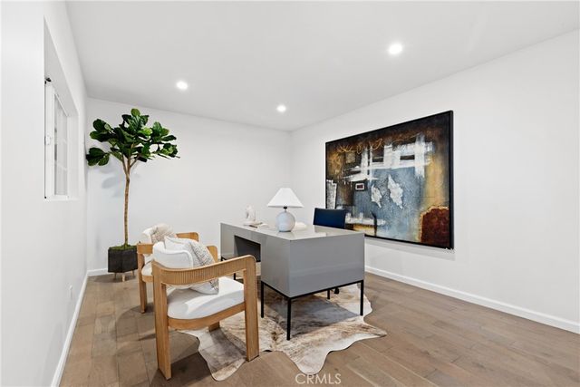 5114 Cedros Avenue, Sherman Oaks, CA 91403