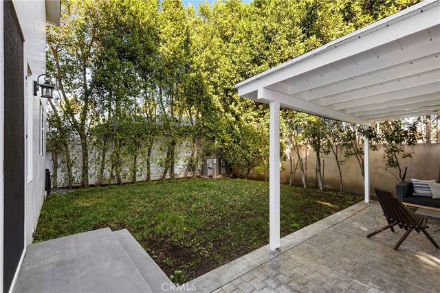 5114 Cedros Avenue, Sherman Oaks, CA 91403