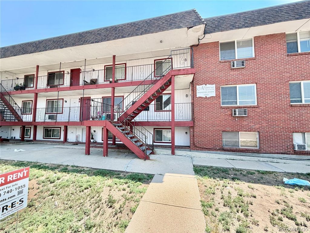 1080 S Eliot Street 204, Denver, CO 80219