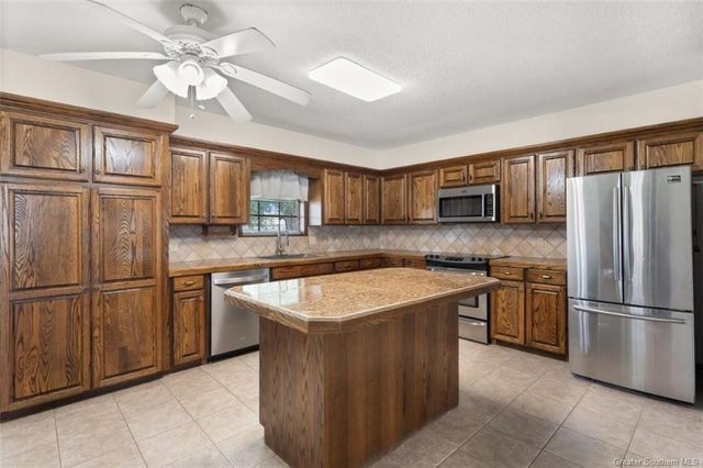 6818 Sun Meadow Lane, Lake Charles, LA 70605