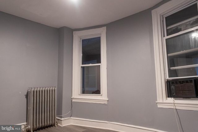 5841 N 12TH ST, Philadelphia, PA 19141