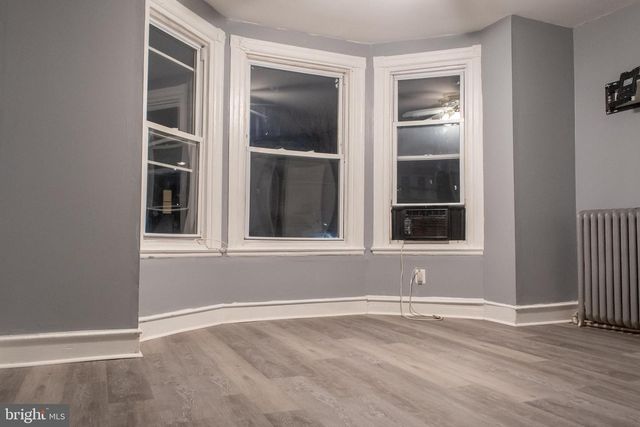 5841 N 12TH ST, Philadelphia, PA 19141