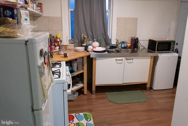 5841 N 12TH ST, Philadelphia, PA 19141