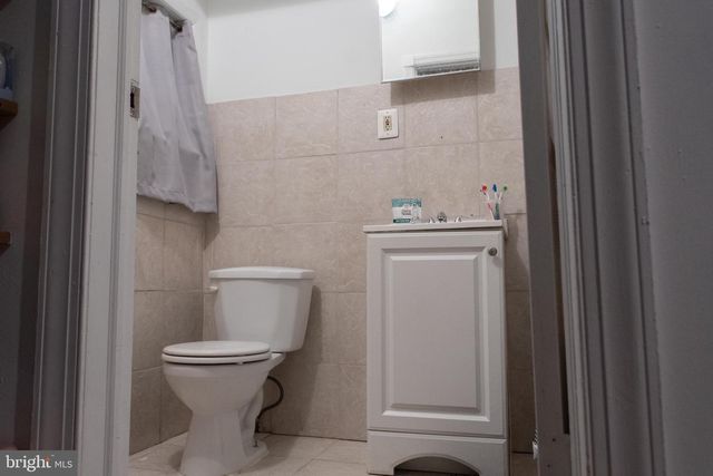 5841 N 12TH ST, Philadelphia, PA 19141