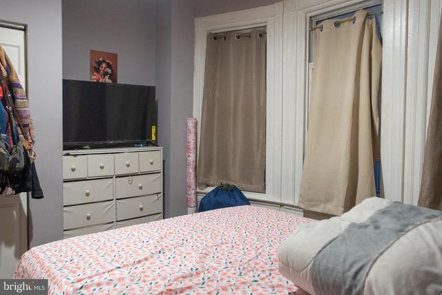 5841 N 12TH ST, Philadelphia, PA 19141