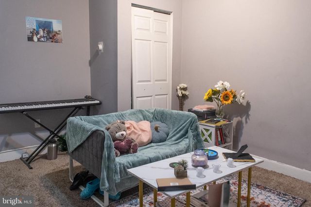 5841 N 12TH ST, Philadelphia, PA 19141