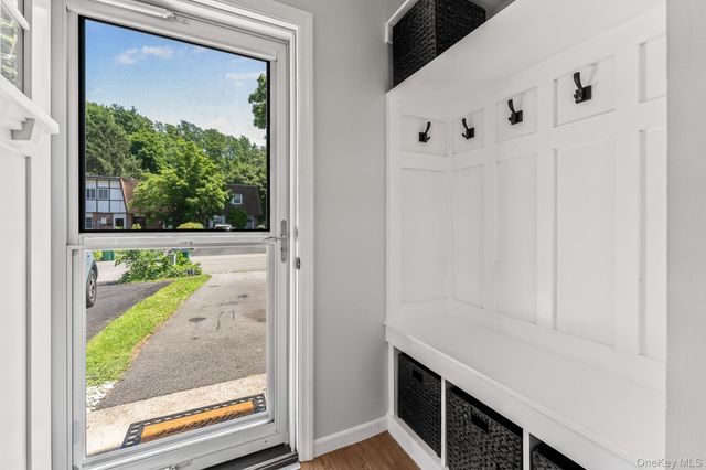 10 Roundtree Court, Beacon, NY 12508