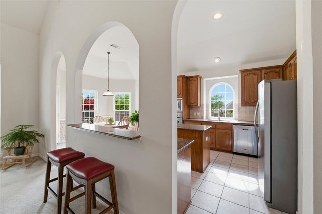 5800 Wester Way Drive, Arlington, TX 76013