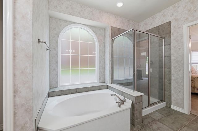 5800 Wester Way Drive, Arlington, TX 76013