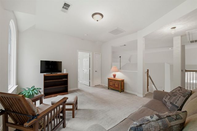 5800 Wester Way Drive, Arlington, TX 76013